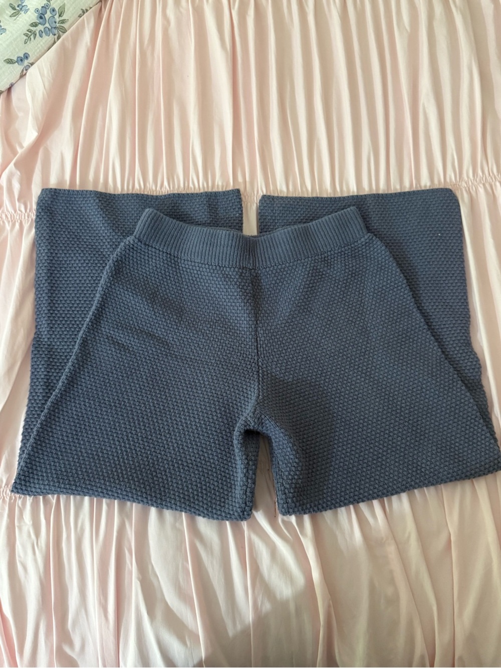 Sincerely Jules Textured Knit High-Waist pants — Blue